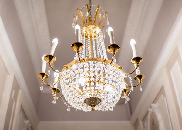 Chandelier Lighting Service